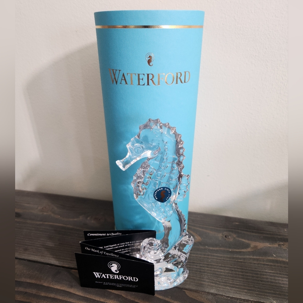 Waterford Crystal Seahorse with Blue Accent - Picture 2 of 7